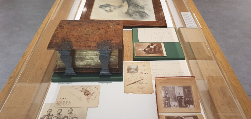 2020, uitgeleende materialen t.b.v. de tentoonstelling “Vreugd en Rust, De buitenplaats, de bewoners en het Zocherpark" in Museum Swaensteijn in Voorburg