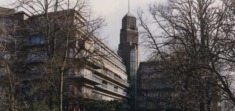 Zeestraat 73 flat Willemspark, 1990. Foto: Dienst Stedelijke Ontwikkeling