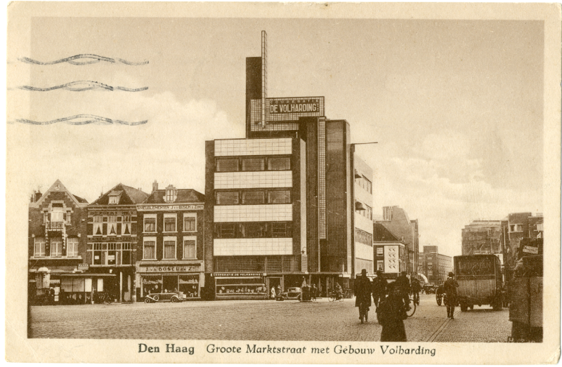Grote Markt, De Volharding, 1934, prentbriefkaart, uitgever G. Martin