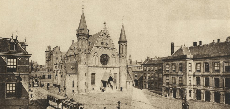 De Ridderzaal rond 1920
